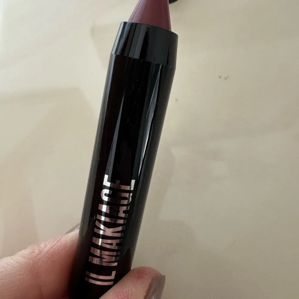NWT IL MAKIAGE RAVE LIP CRAYON SUPER SHEER LIP COLOR Samui